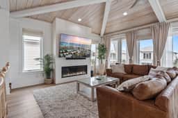 4BR New Luxury Build with Huge Private Pool + Sunset Tower Views | Esmeralda - Image 3
