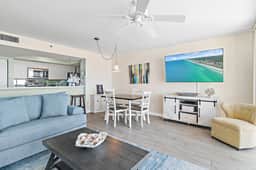 1BR  Beach Condo + Pool Access, Bikes & Beach Service | Magnolia House 505 - Image 4