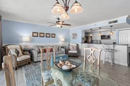 Gulf Views, East Pass Sunsets & Coastal Comfort – Magnolia House 207 - Image 4