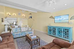 Pet-Friendly Canal Front Retreat | Steps from the Beach| Sand Dollar Place - Image 4