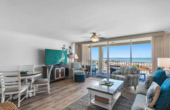 1BR Gulf Condo with Breathtaking Views, Pools, Hot Tub |Magnolia House 507 - Image 4
