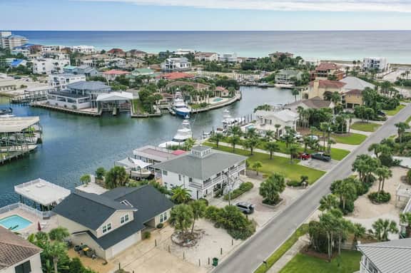 5BR Waterfront Retreat with Pool, Boat Slips + Dock | Boater’s Dream House - Image 2