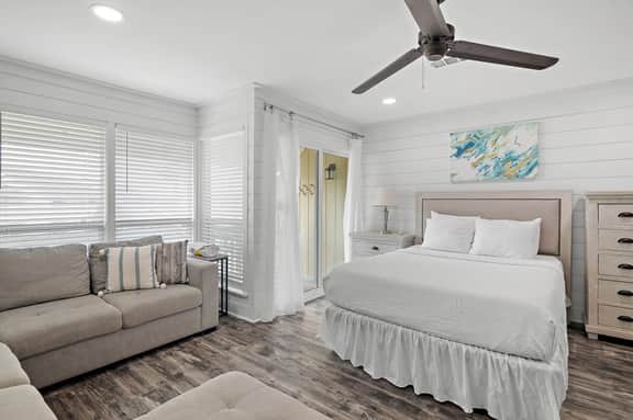 Modern Studio Condo with Balcony + 5 Pools & 9-Hole Golf | Sandpiper 8234 - Image 4