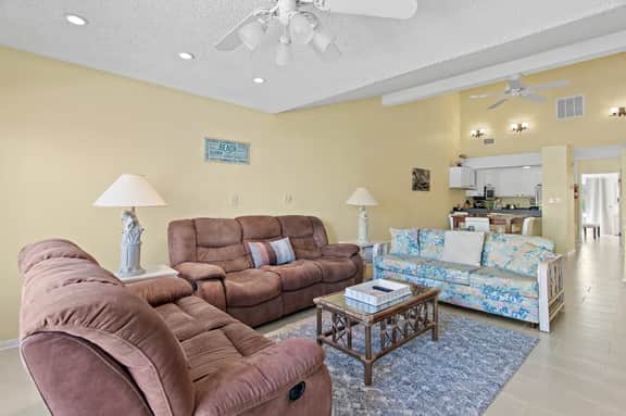 Pet-Friendly Canal Front Retreat | Steps from the Beach| Sand Dollar Place - Image 5