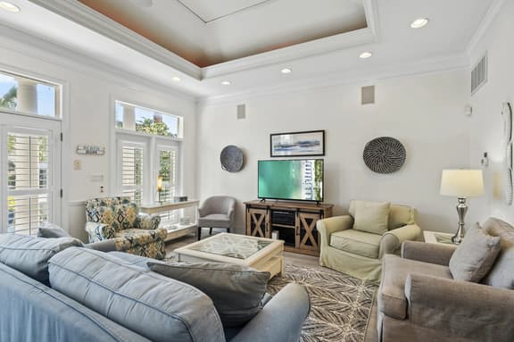 4BR Spacious Beach Home with Private Pool+ Studio Apartment | Southern Nights - Image 1