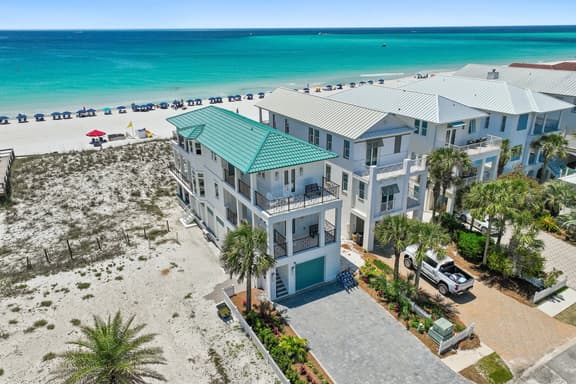 5 Bedroom Gulf Front Home with Seasonal Beach Service & Bikes | Land Zen - Image 1